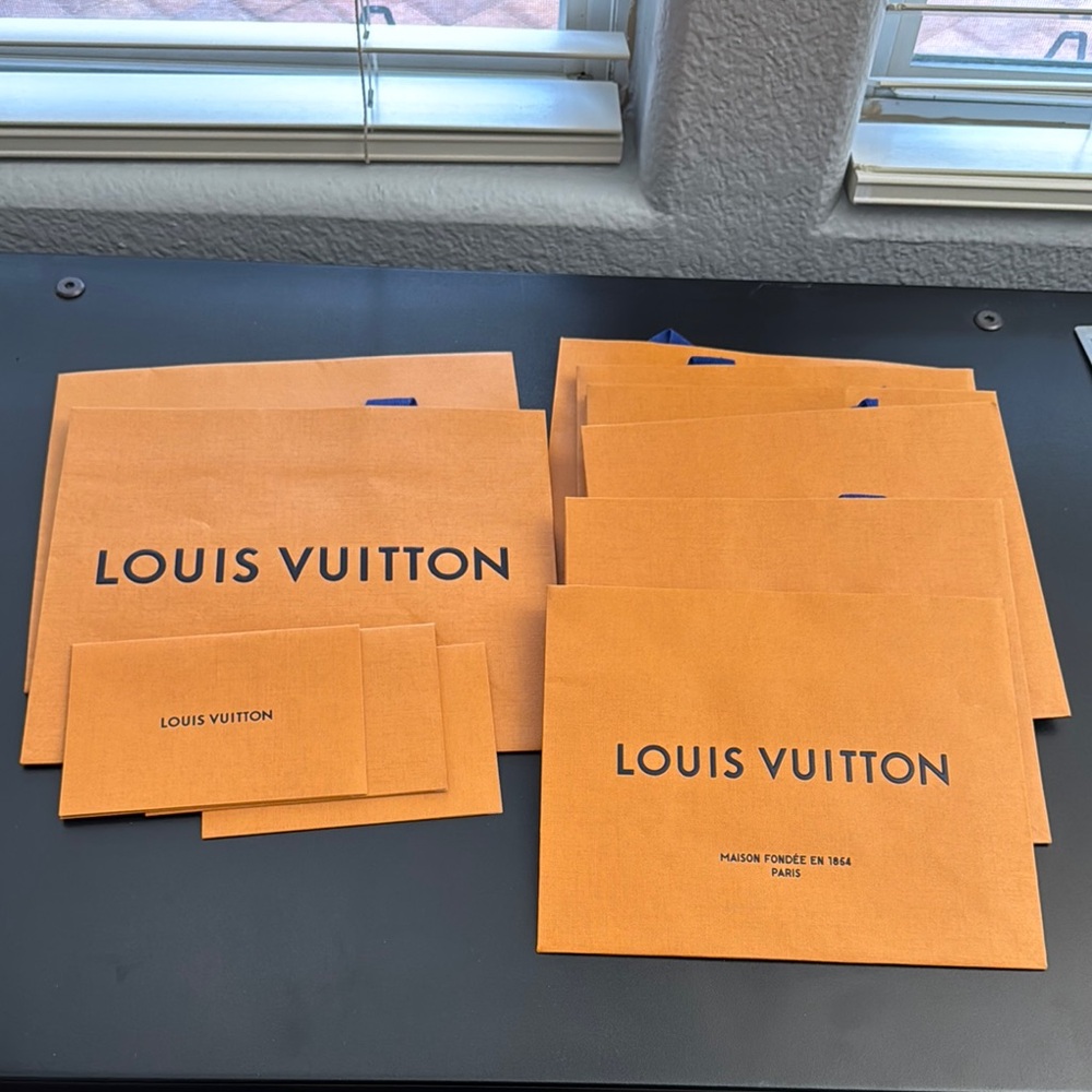 Louis Vuitton Shopping bags and receipt envelopes